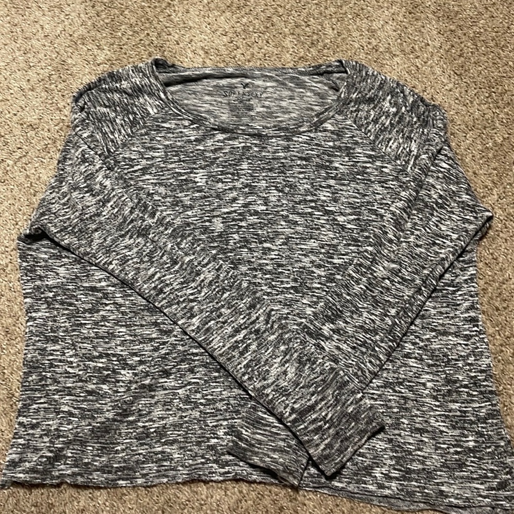 American Eagle Soft & Sexy Long Sleeve shirt